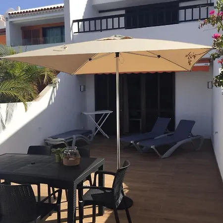 Parque Santiago 2 - Villa Nr 9 - Seaview - 2 Bedrooms - 2 Bathrooms - Sleeps 7 美洲海滩