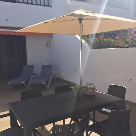 Parque Santiago 2 - Villa Nr 9 - Seaview - 2 Bedrooms - 2 Bathrooms - Sleeps 7 美洲海滩
